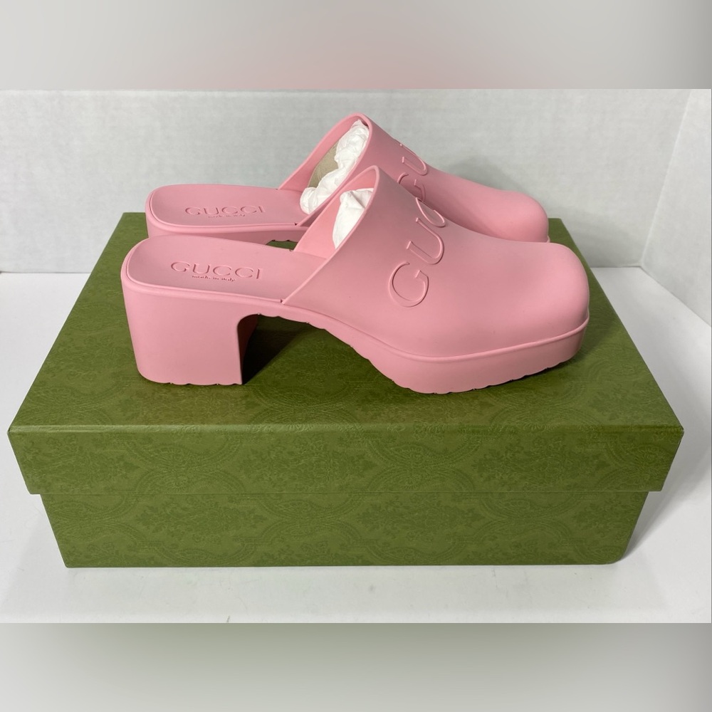 Gucci WOMEN’S WILD ROSE RUBBER SANDALS 725899 Size EU 35 US 4.5-5 NEW Italy